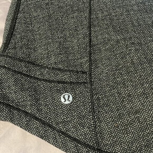 Lululemon Herringbone Base Runner 1/2 Zip Jacket size 8 - Picture 6 of 8